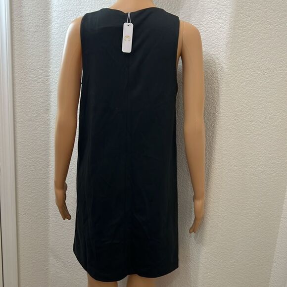 C Woman’s Black Dress Sz Small V Neck Tie Gold Accents Sleeveless Mini Pockets - Picture 7 of 11